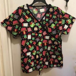 Comfy Cotton Black Holiday Gift-Bags Print Scrub Top
